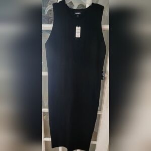Black Sleeveless Dress